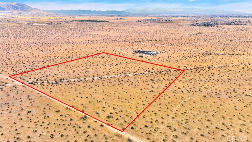 0 Dover Road Apple Valley, CA 92308 - Photo 7 of 14 a view of ocean view with wooden floor