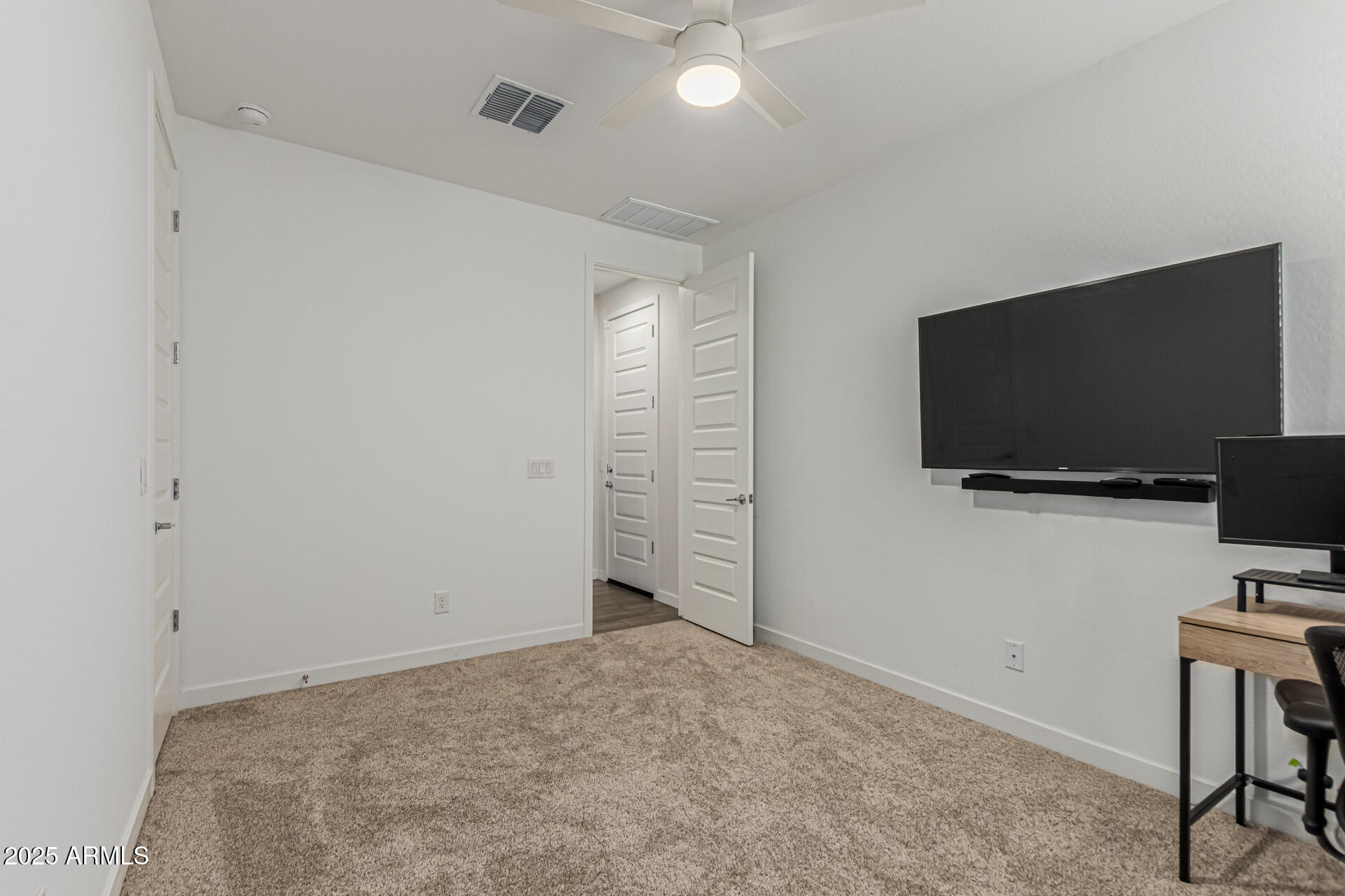 2517 West Pecan Road Phoenix, AZ 85041 - Photo 22 of 31 28 Pecan