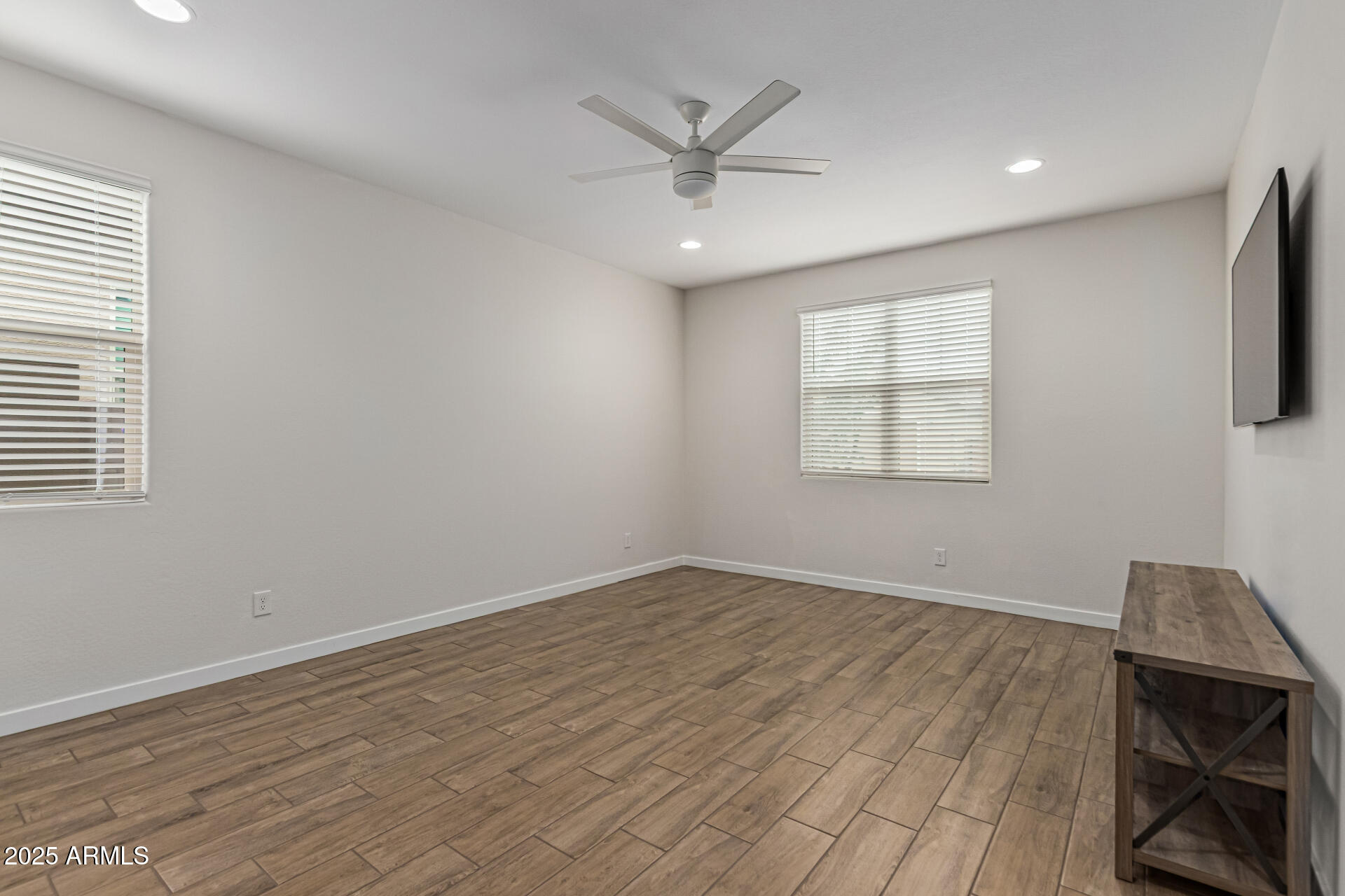 2517 West Pecan Road Phoenix, AZ 85041 - Photo 26 of 31 24 Pecan