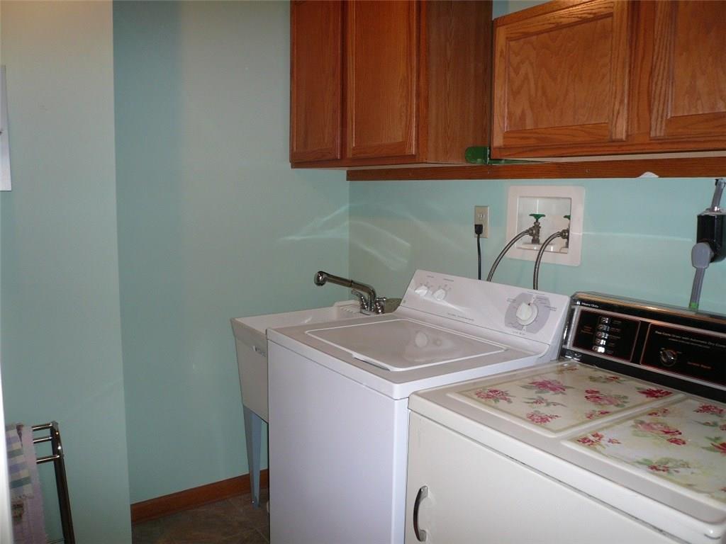 406 Sunset Road Pittsburgh, PA 15237 - Photo 13 of 21