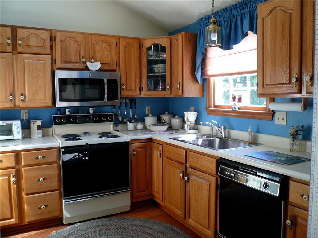 406 Sunset Road Pittsburgh, PA 15237 - Photo 6 of 21