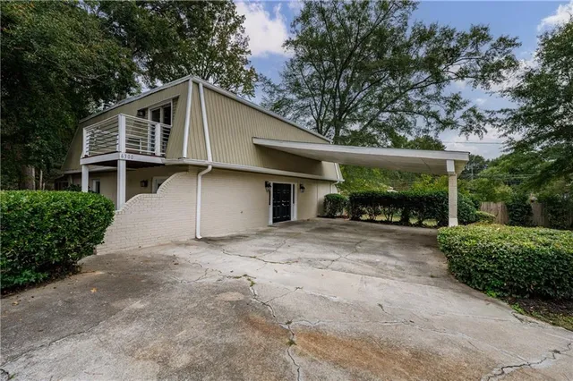 $299,000 | 6300 Ponderosa Court, Atlanta, GA 30349