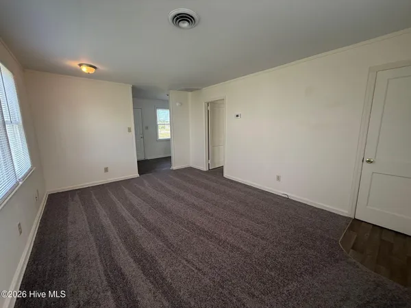 $950 | 333 Starling Street, Jacksonville, NC 28540