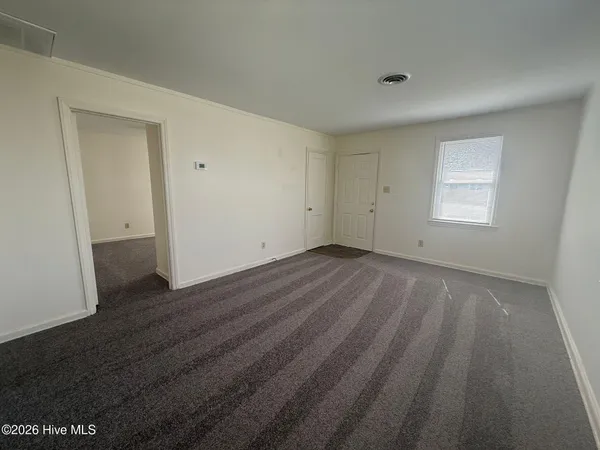 $950 | 333 Starling Street, Jacksonville, NC 28540