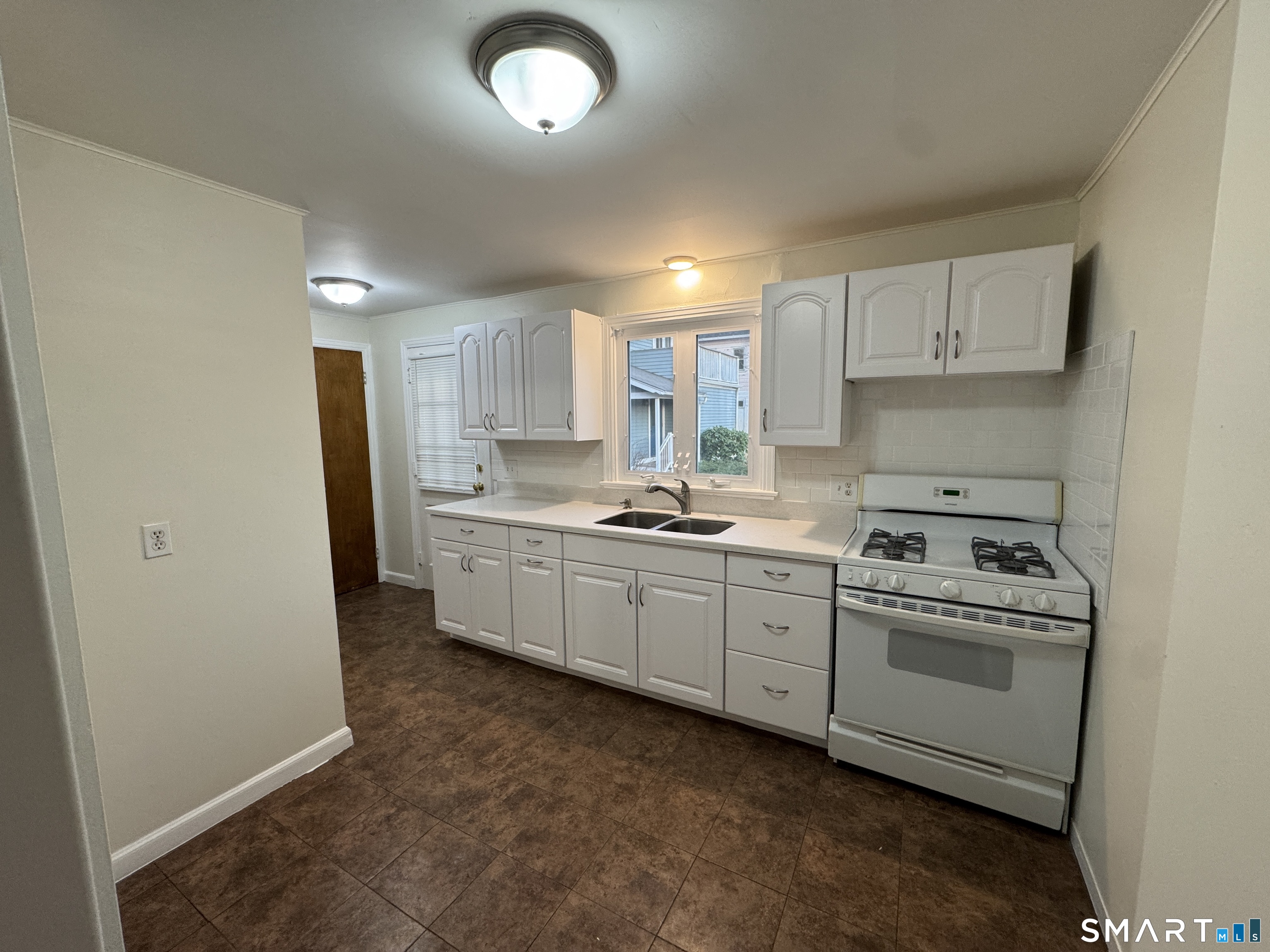 1164 Whitney Avenue, Unit H Hamden, CT 06517 - Photo 2 of 9