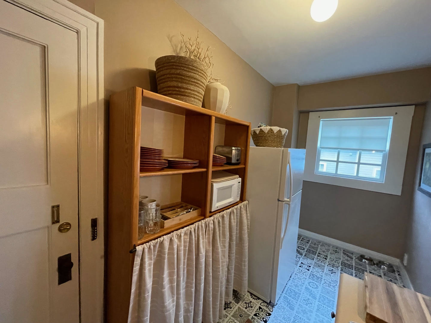 408 North Prairie Street, Unit 9 Champaign, IL 61820 - Photo 27 of 38 Gallery Image 27
