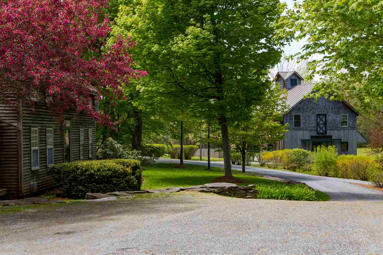 96 Deer Point Road Charlotte, VT 05445 - Photo 3 of 28 Gallery Image 3