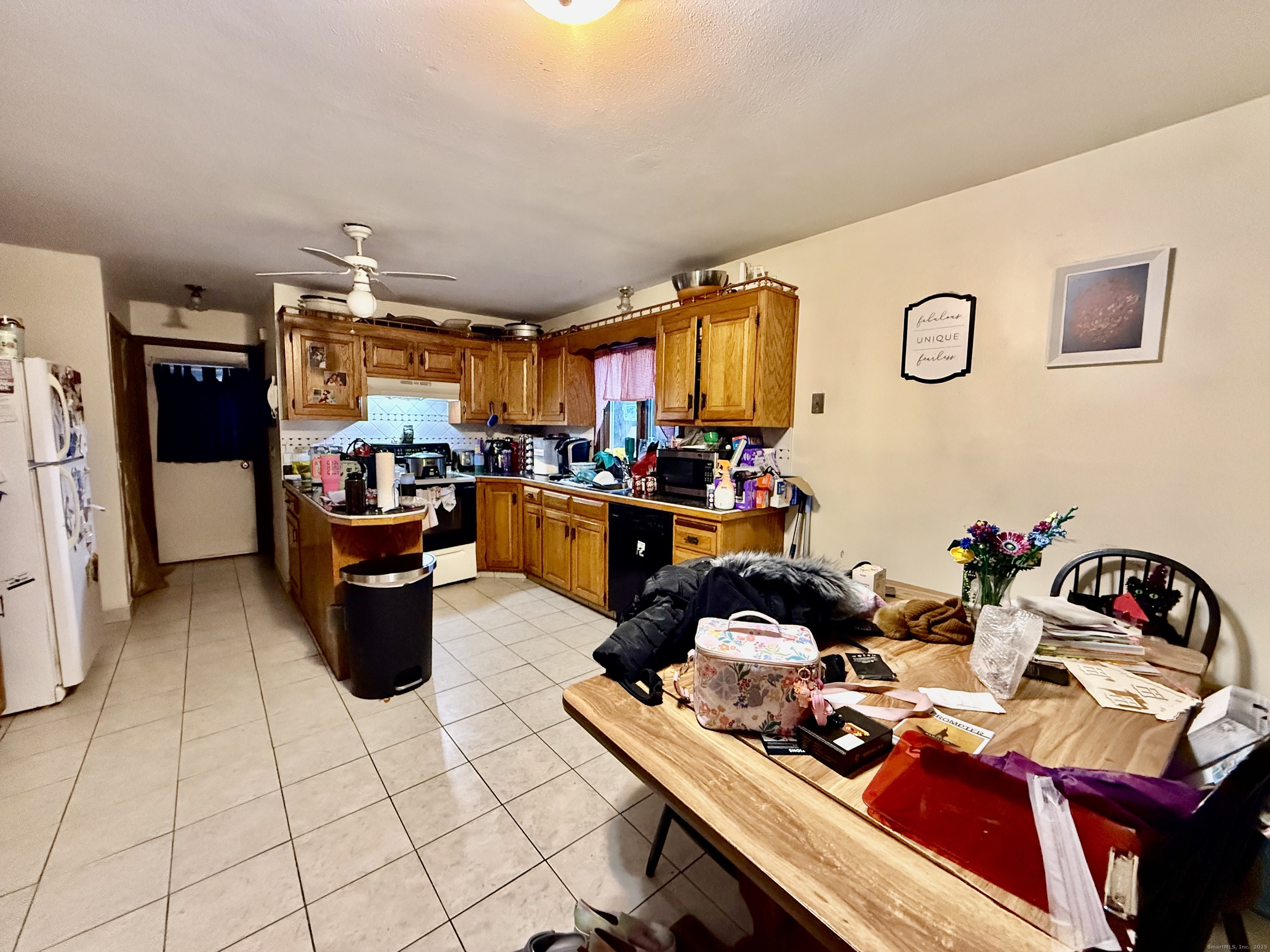 226 West High Street East Hampton, CT 06424 - Photo 6 of 21 a work place with table and chairs