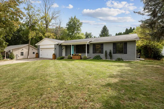 $260,000 | 2981 Wolhavn Lane, Jackson, MI 49201