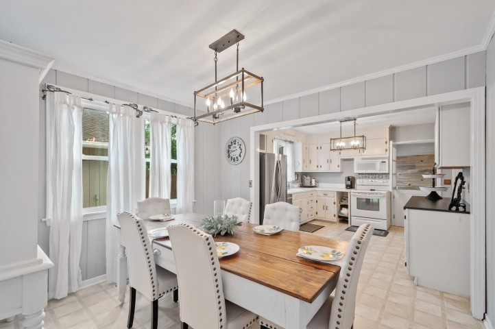503 Perkins Drive Franklin, TN 37064 - Photo 11 of 40 a view of a dining room with furniture and a chandelier