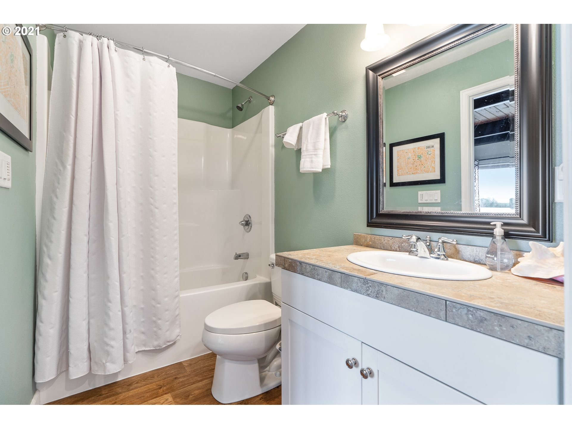 25000 Northwest St Helens Road, Unit 25 Portland, OR 97231 - Photo 9 of 30 Gallery Image 9