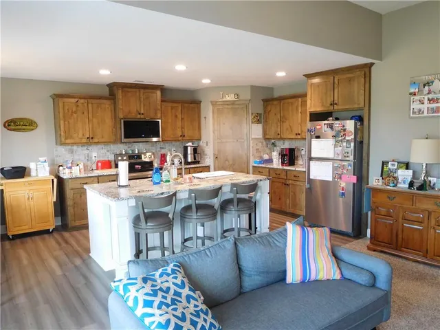 $324,900 | 1306 Southwest Addie Lane, Grain Valley, MO 64029