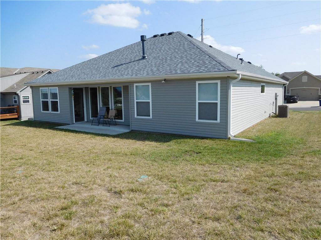 1306 Southwest Addie Lane Grain Valley, MO 64029 - Photo 5 of 35