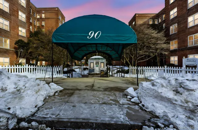 $215,000 | 90 Bryant Avenue, Unit 6CA (ABBEY), White Plains, NY 10605