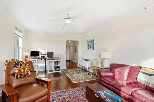 $215,000 | 90 Bryant Avenue, Unit 6CA (ABBEY), White Plains, NY 10605