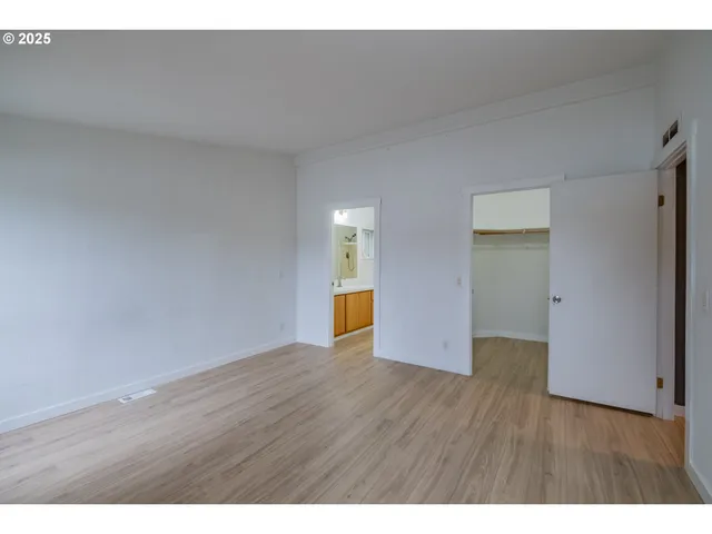 $125,000 | 2155 Robins Lane Southeast, Unit 33, Salem, OR 97306