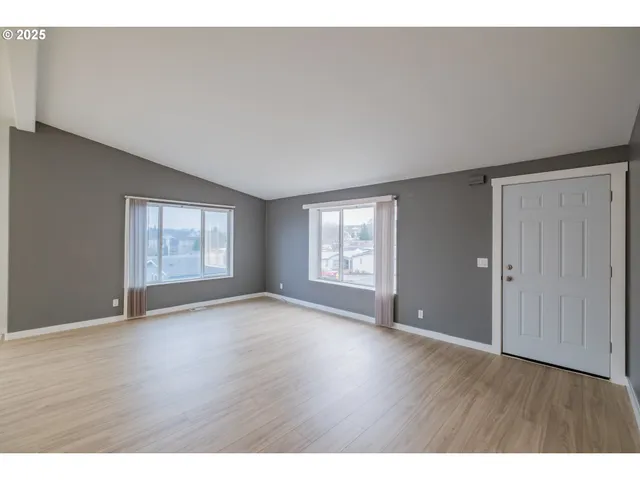 $125,000 | 2155 Robins Lane Southeast, Unit 33, Salem, OR 97306