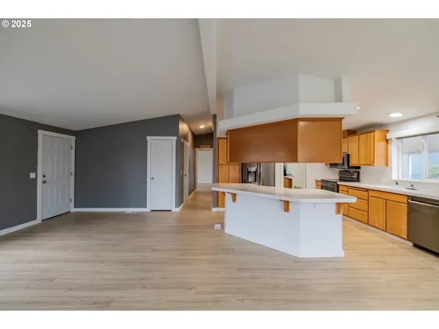 $125,000 | 2155 Robins Lane Southeast, Unit 33, Salem, OR 97306