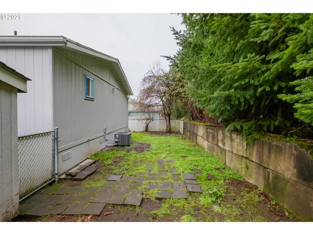 $125,000 | 2155 Robins Lane Southeast, Unit 33, Salem, OR 97306