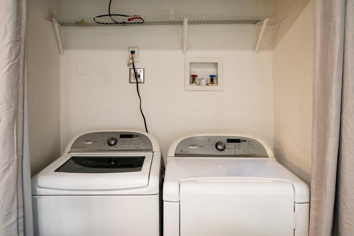 1281 Traynor Road Concord, CA 94520 - Photo 41 of 41 a utility room with dryer and washer