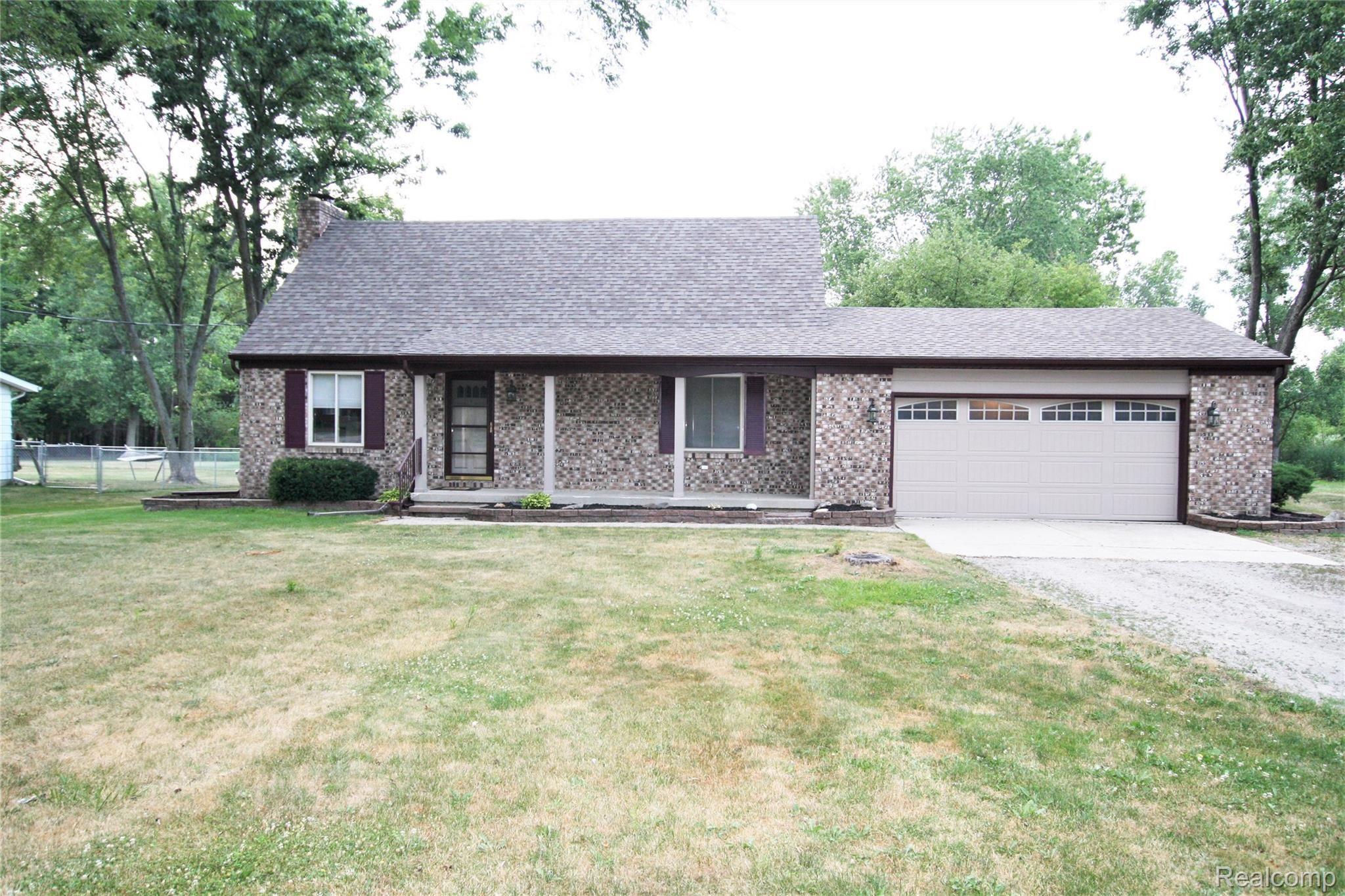8322 Coldwater Road Flushing, MI 48433 - Photo 29 of 30 IMG_1949.JPG