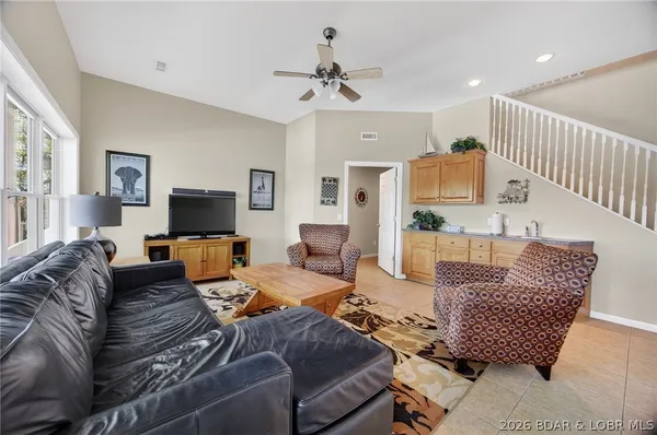 $749,900 | 17111 East Seminole Drive, Rocky Mount, MO 65072