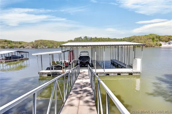 $749,900 | 17111 East Seminole Drive, Rocky Mount, MO 65072