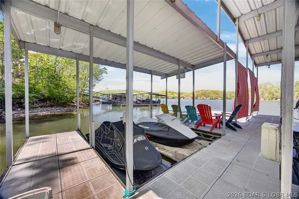 $749,900 | 17111 East Seminole Drive, Rocky Mount, MO 65072