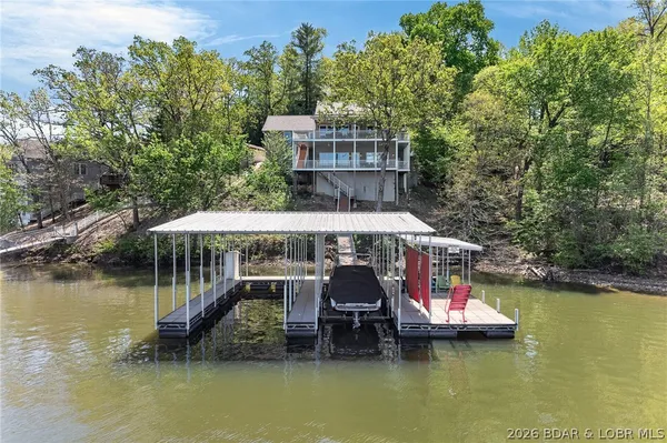 $749,900 | 17111 East Seminole Drive, Rocky Mount, MO 65072