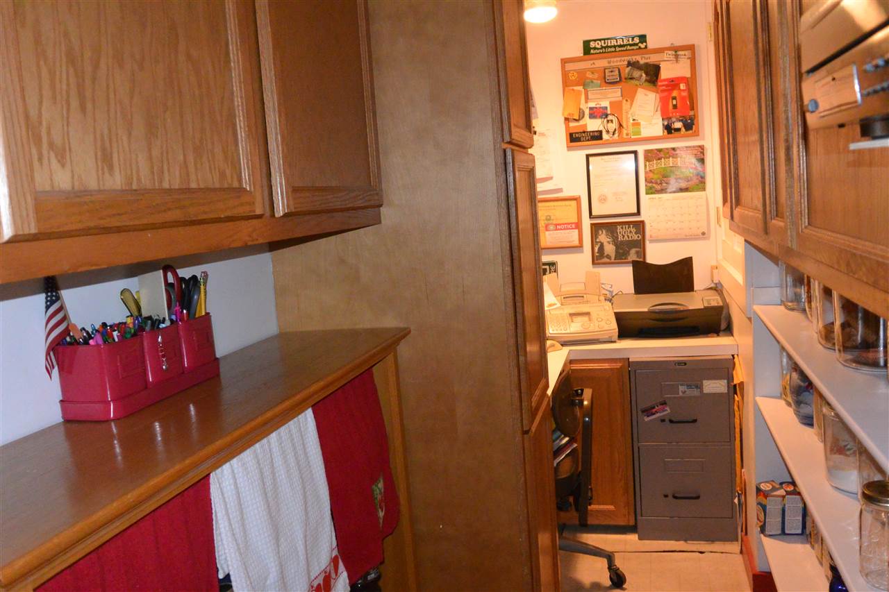 149 North Road Deerfield, NH 03037 - Photo 14 of 20