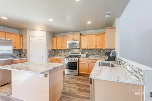 $485,000 | 1105 East Shady Ridge Drive, Kuna, ID 83634