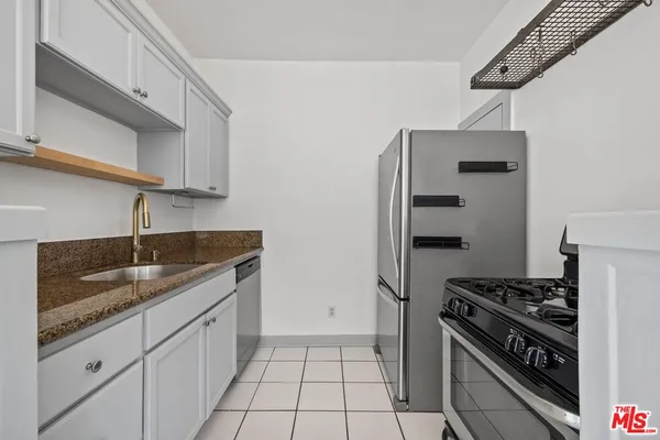 $6,750 | 153 Hollister Avenue, Santa Monica, CA 90405