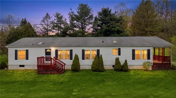 $259,900 | 823 Glover Road, Galen, NY 14433