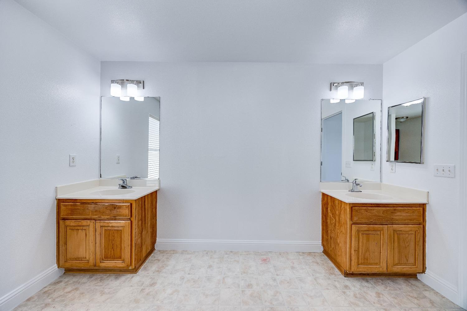 1219 Daybreak Drive Merced, CA 95348 - Photo 39 of 70 Gallery Image 39