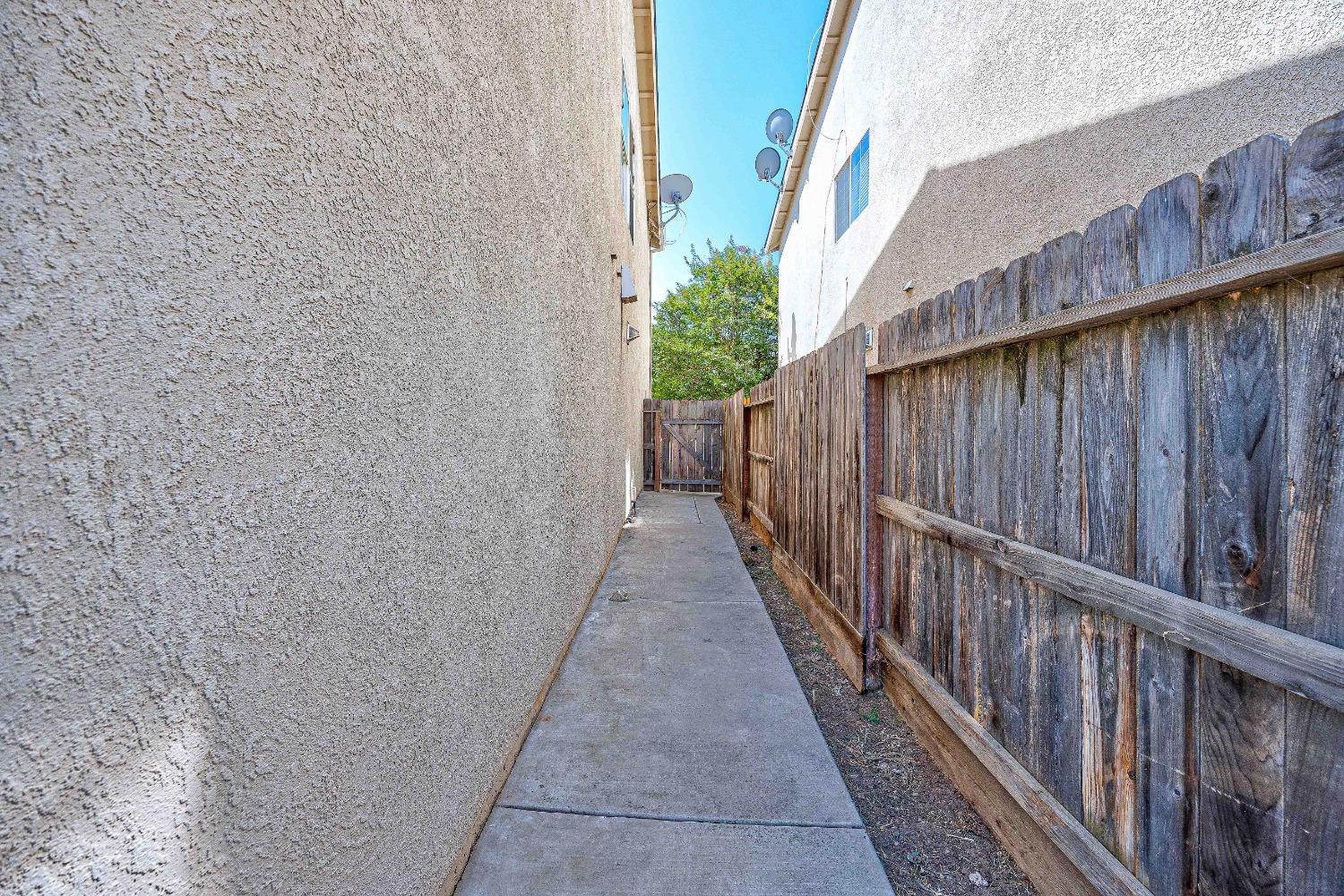 1219 Daybreak Drive Merced, CA 95348 - Photo 56 of 70 Gallery Image 56