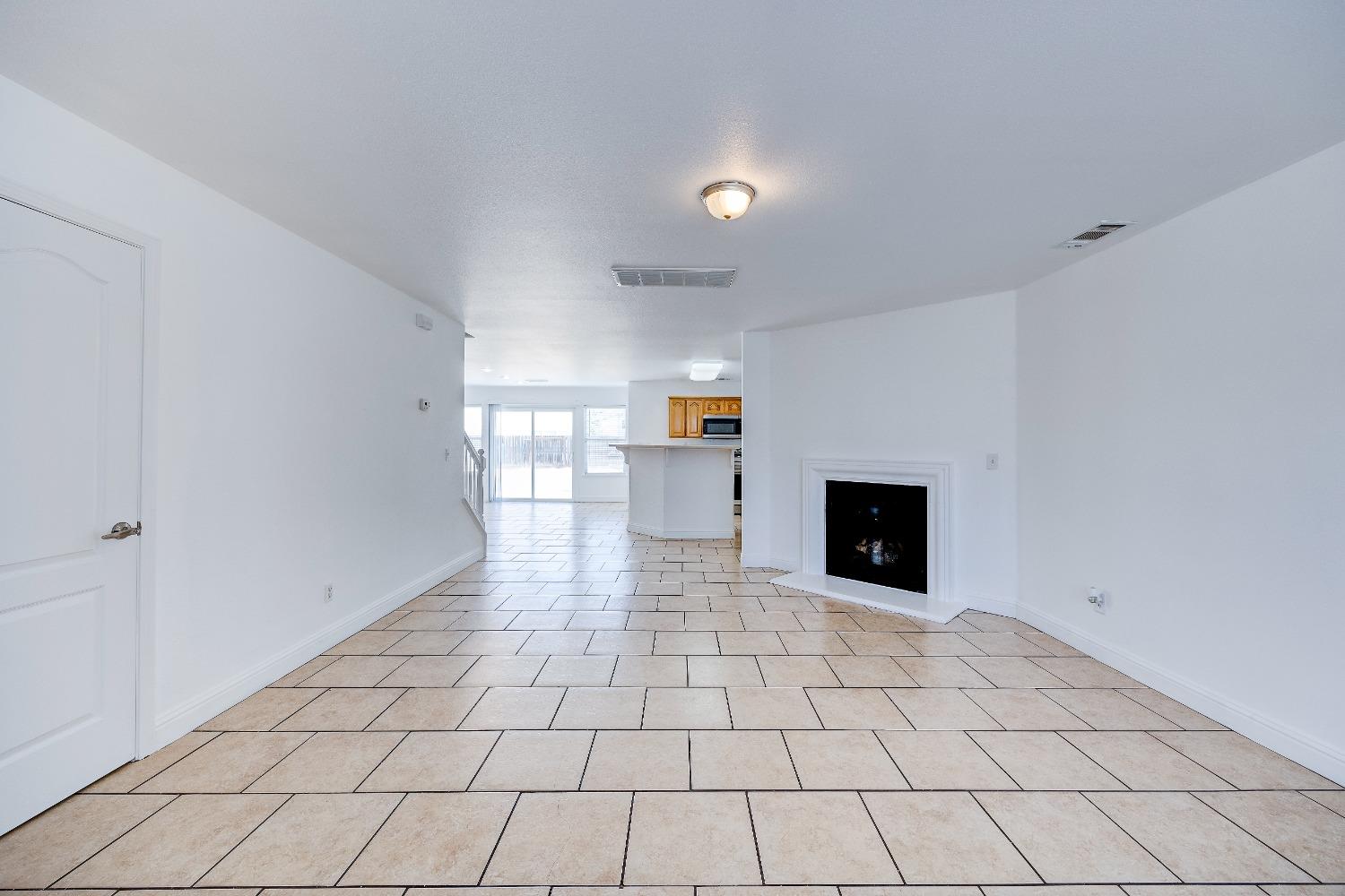 1219 Daybreak Drive Merced, CA 95348 - Photo 7 of 70 Gallery Image 7