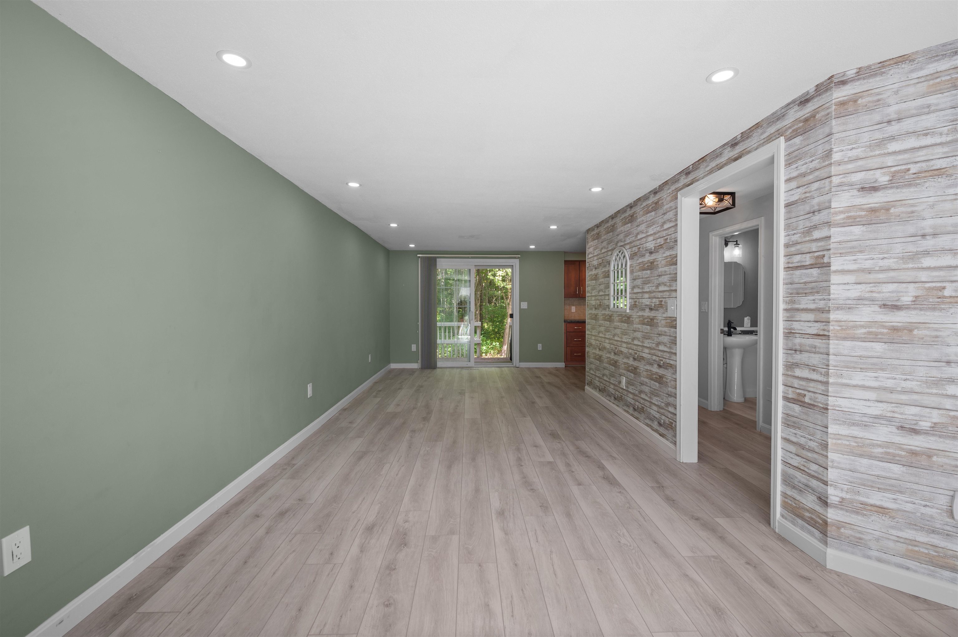 4 Pine Meadows Drive Exeter, NH 03833 - Photo 7 of 35 Gallery Image 7