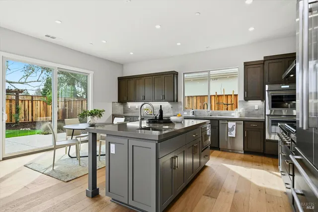 $1,695,000 | 135 Waterstone Court, St. Helena, CA 94558