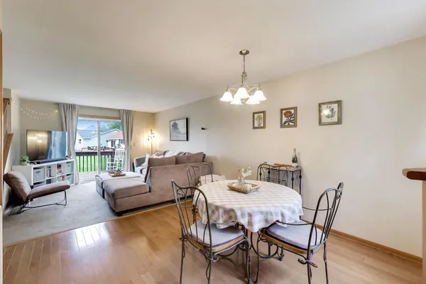 $249,900 | 912 Whitetail Lane, Sandwich, IL 60548