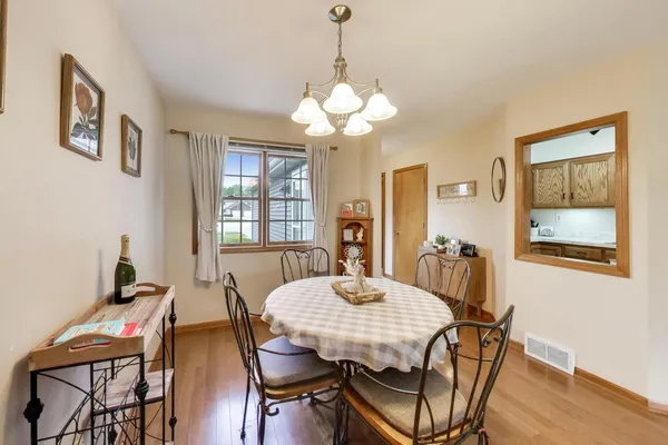 $249,900 | 912 Whitetail Lane, Sandwich, IL 60548