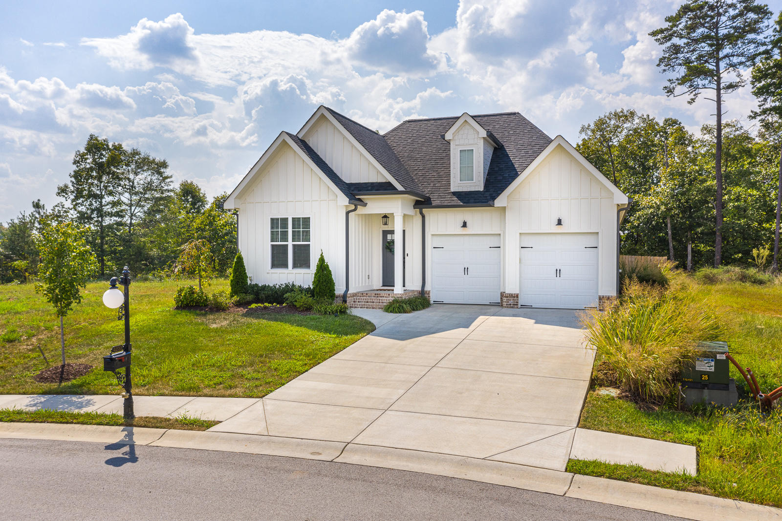 4233 Inlet Loop, Unit LOT #44 Chattanooga, TN 37416 - Photo 3 of 48 4233-Inlet-Loop-Low-Res-3
