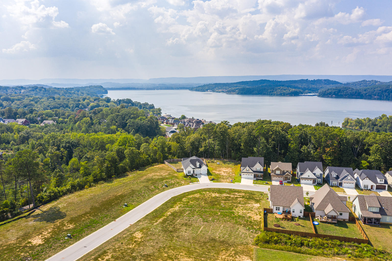4233 Inlet Loop, Unit LOT #44 Chattanooga, TN 37416 - Photo 5 of 48 4233-Inlet-Loop-Low-Res-6