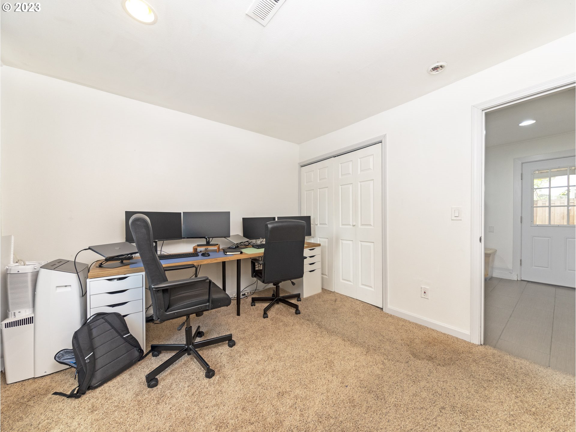 7970 Southwest Oleson Road Portland, OR 97223 - Photo 14 of 40 Gallery Image 14