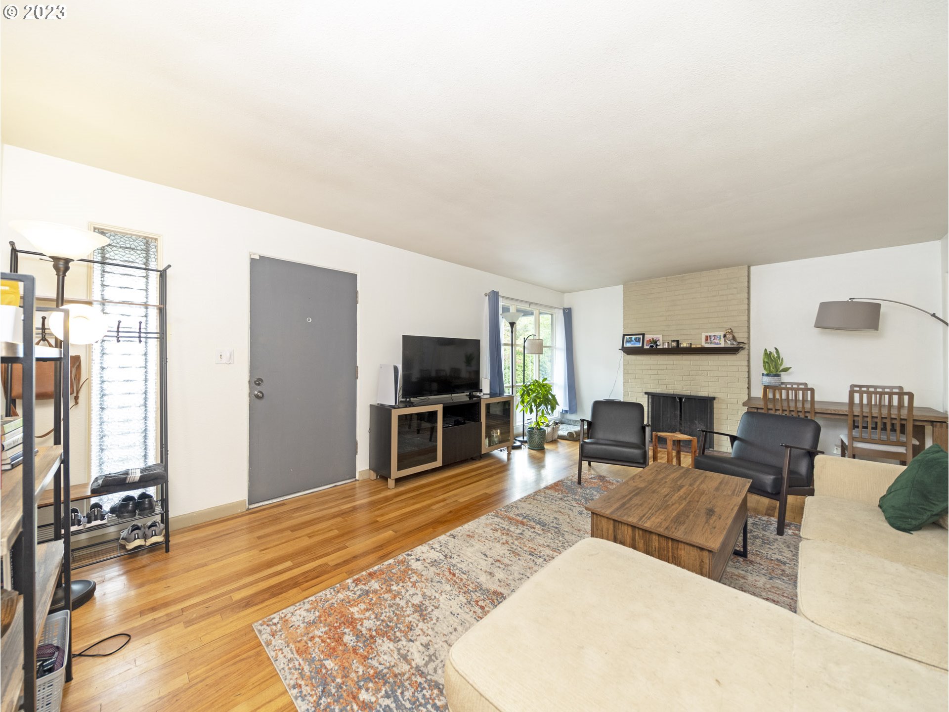 7970 Southwest Oleson Road Portland, OR 97223 - Photo 7 of 40 Gallery Image 7