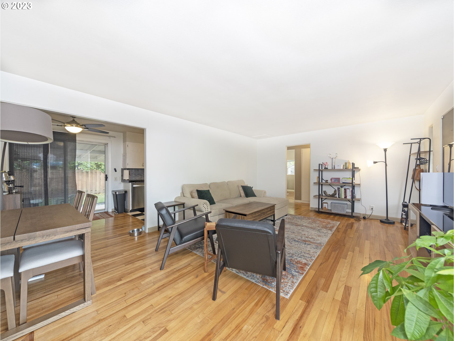 7970 Southwest Oleson Road Portland, OR 97223 - Photo 8 of 40 Gallery Image 8