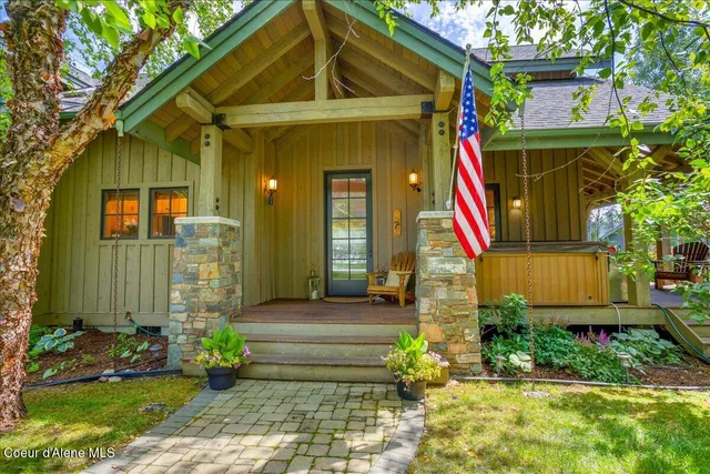 $1,219,000 | 509 Becker Lane, Dover, ID 83825