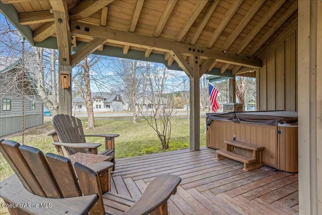 $1,219,000 | 509 Becker Lane, Dover, ID 83825