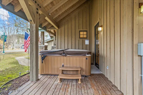 $1,219,000 | 509 Becker Lane, Dover, ID 83825