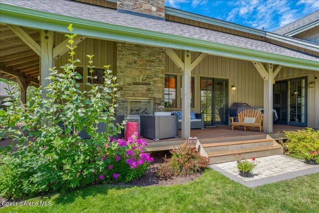 $1,219,000 | 509 Becker Lane, Dover, ID 83825