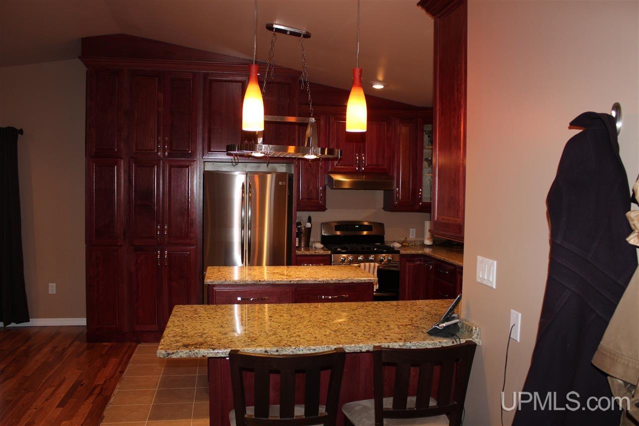 25617 Point Mills Estates Road Hancock, MI 49930 - Photo 10 of 29 Gallery Image 10